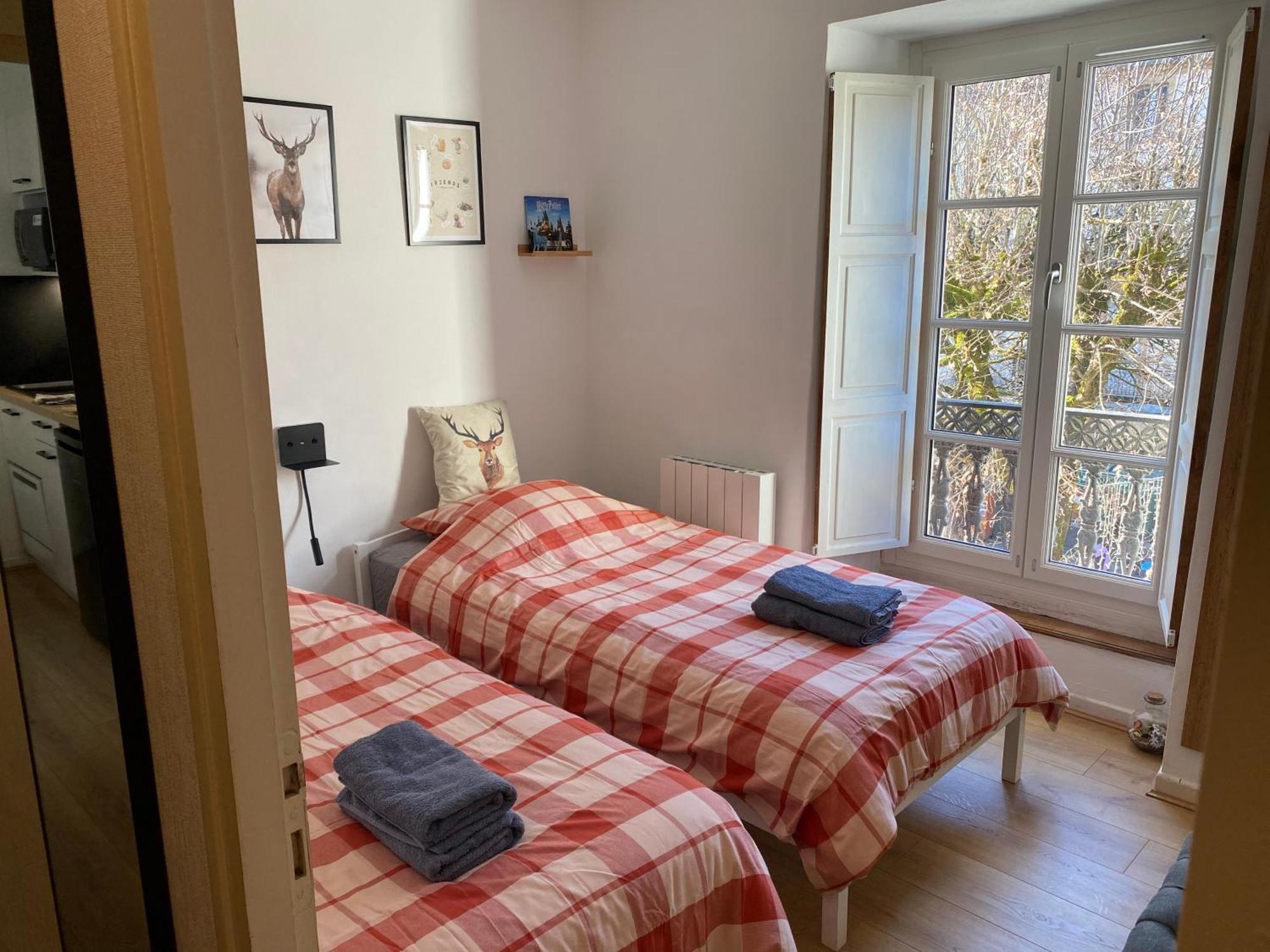 Au 47 Allees D'Etigny - Central & Standing - Avec Parking - Linge De Lit Et De Toilette Inclus Bagnères-de-Luchon 외부 사진